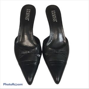Franco Sarto Black Mules, Pointy Toe sz 8M w/Bow